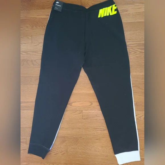 NWT Women's Nike Colorblock Joggers - Sz L - Picture 8 of 11